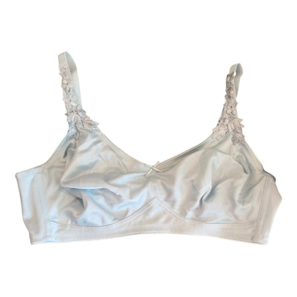 Dominique Intimate Apparel Wireless Soft Cup Bra Light Blue Lace Trim 40C NEW